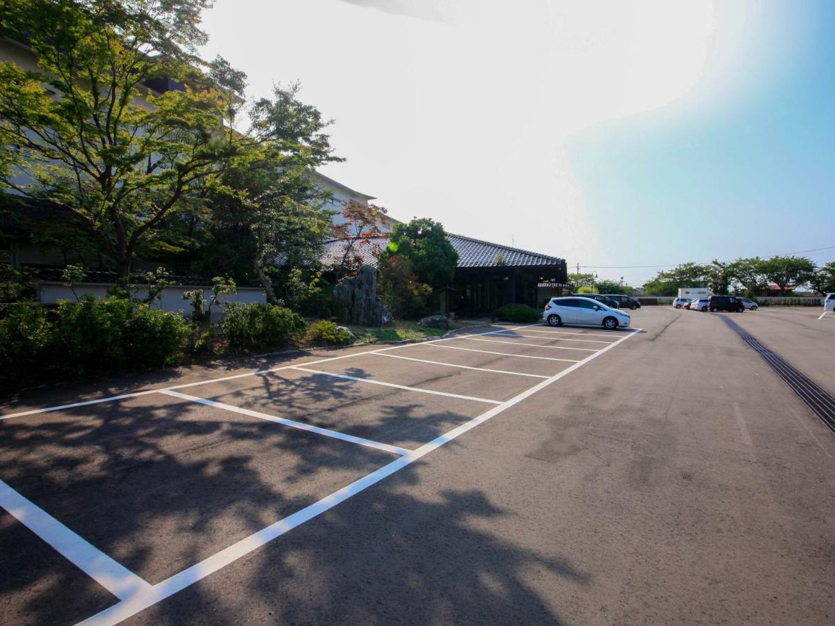 Yamashiro Onsen Miyabi No Yado Kaga Hyakumangoku Hotell Exteriör bild