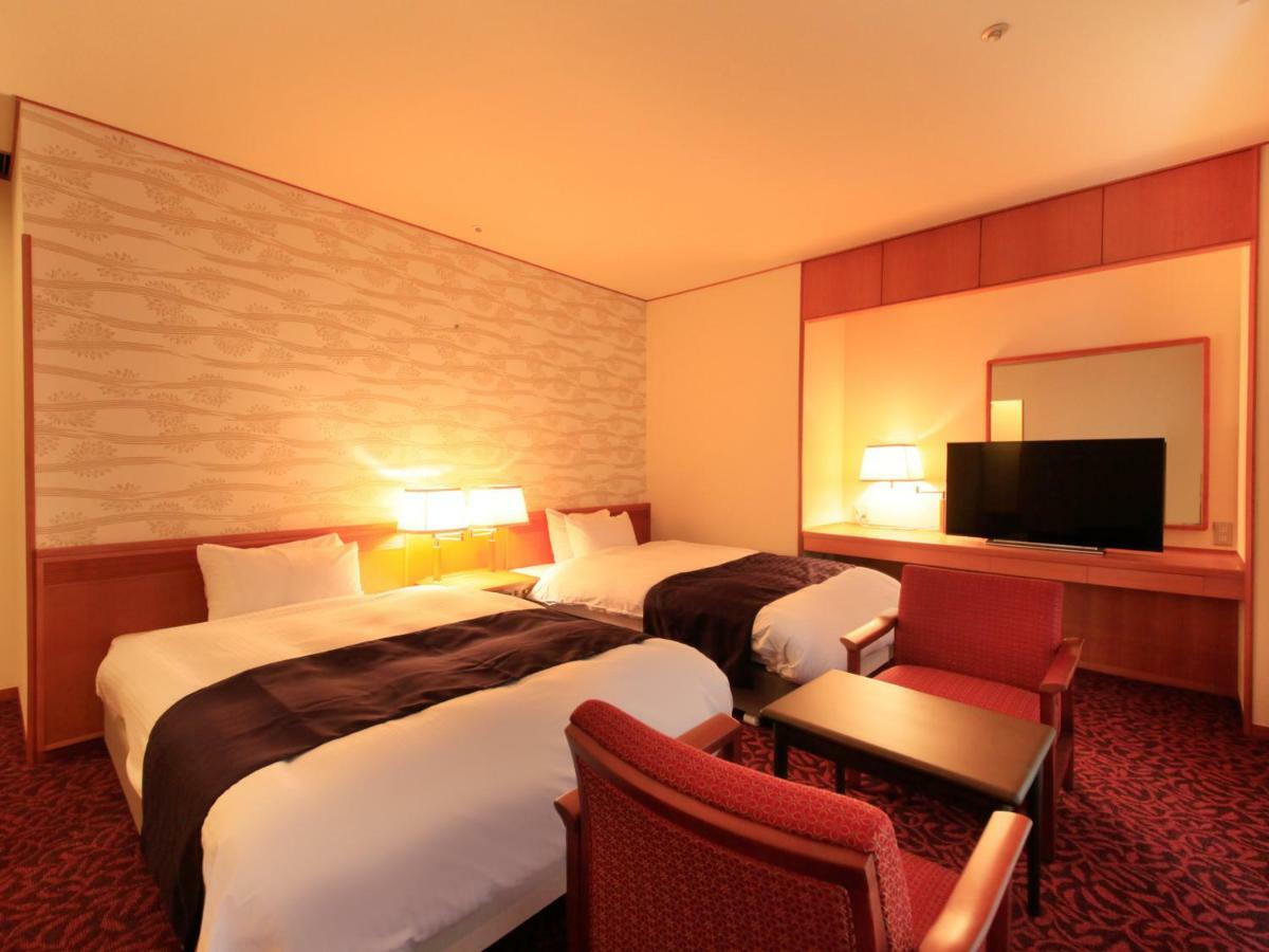 Yamashiro Onsen Miyabi No Yado Kaga Hyakumangoku Hotell Exteriör bild