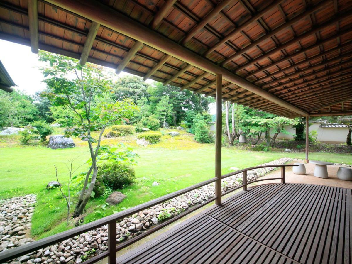 Yamashiro Onsen Miyabi No Yado Kaga Hyakumangoku Hotell Exteriör bild