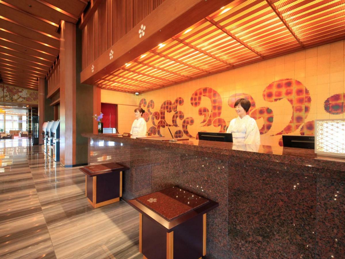 Yamashiro Onsen Miyabi No Yado Kaga Hyakumangoku Hotell Exteriör bild