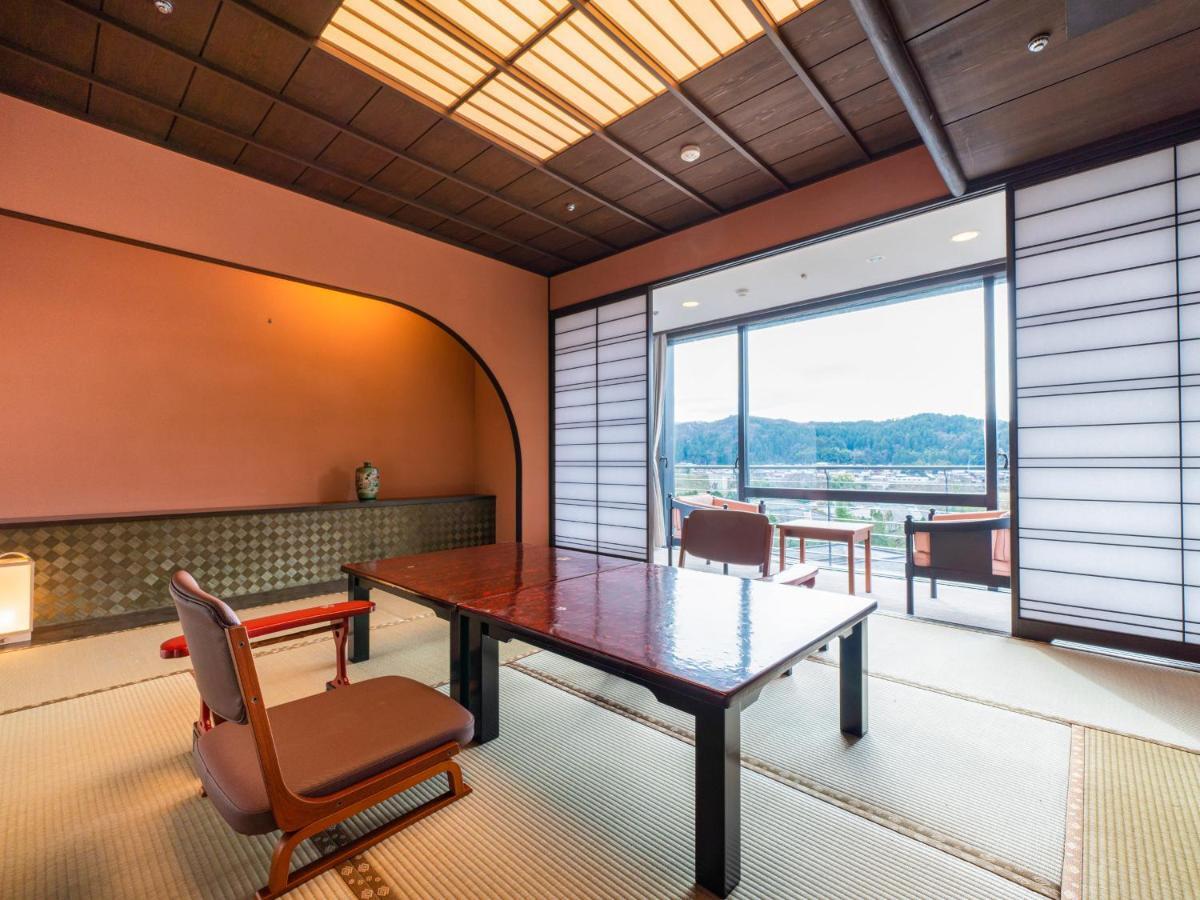 Yamashiro Onsen Miyabi No Yado Kaga Hyakumangoku Hotell Exteriör bild